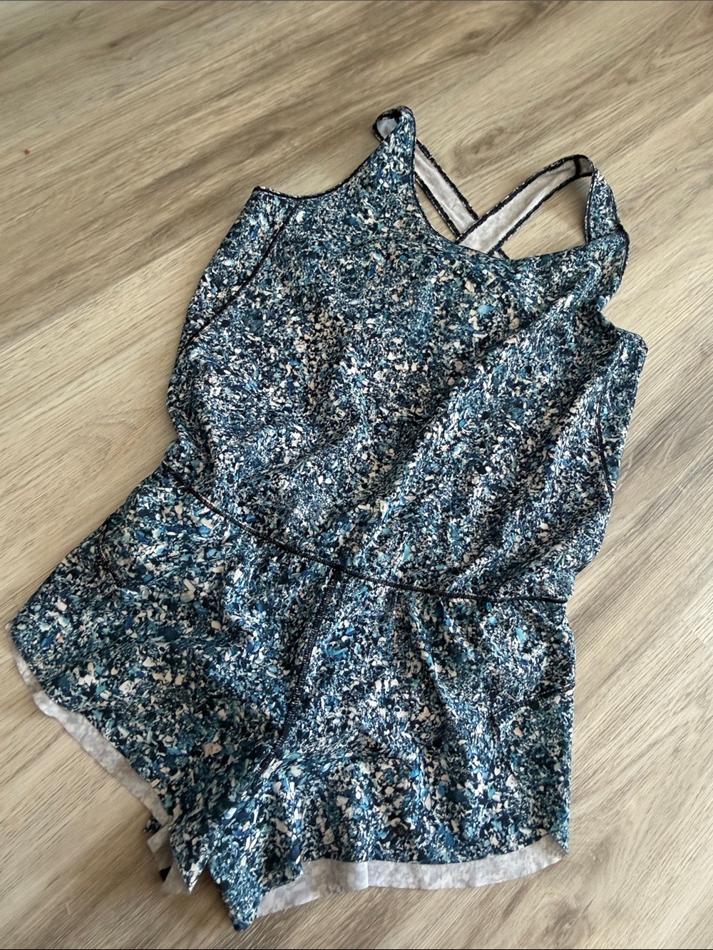 Lululemon Chase Me Onesie size 4 Seawheeze